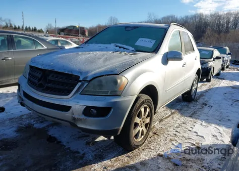 2006 Mercedes-Benz Ml 350 4Matic из США, поврежденный, VIN 4JGBB86E16A019692